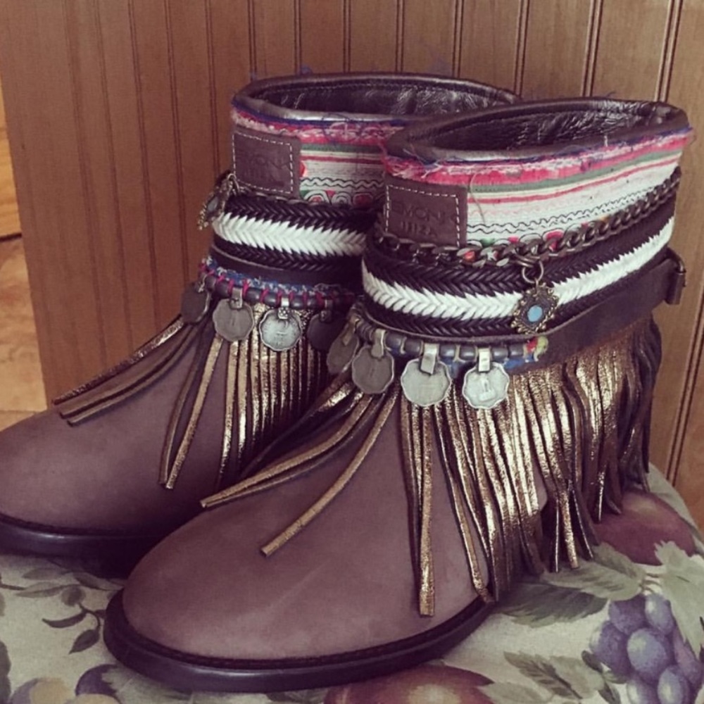 Emonk Ibiza boots